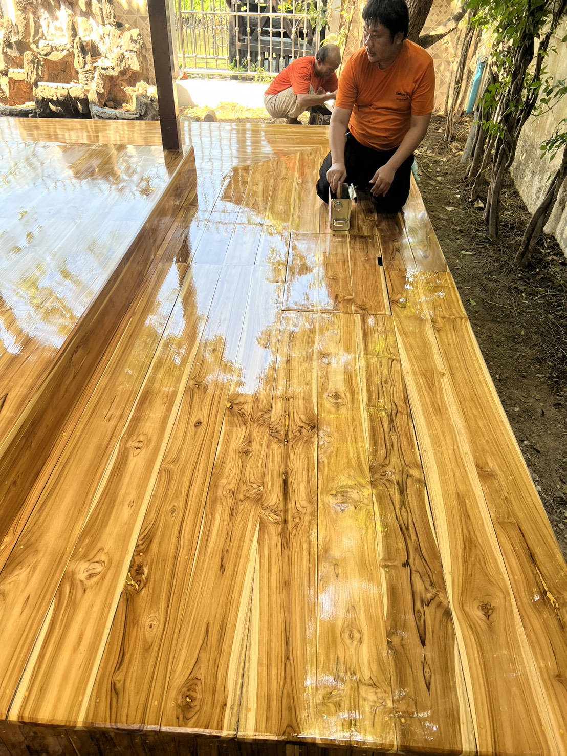 งานปูพื้นไม้ปาร์เก้